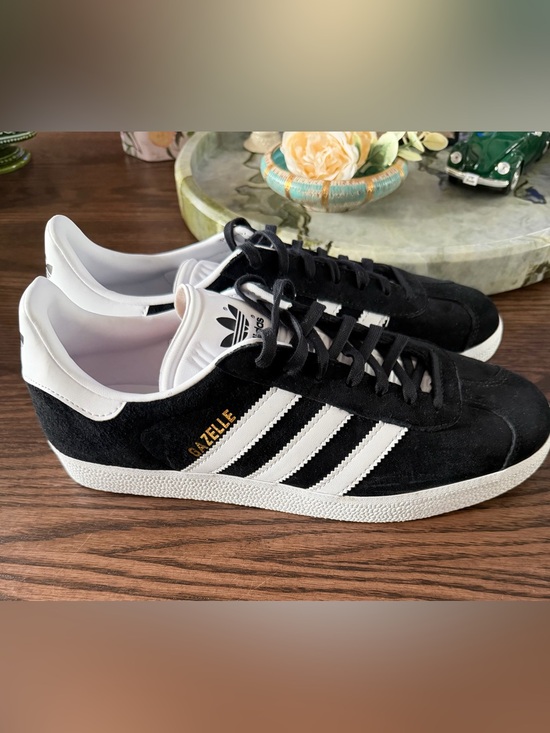 adidas Shoes - Brand New Adidas Gazelle Black & White Suede Sneakers - Size 10 women